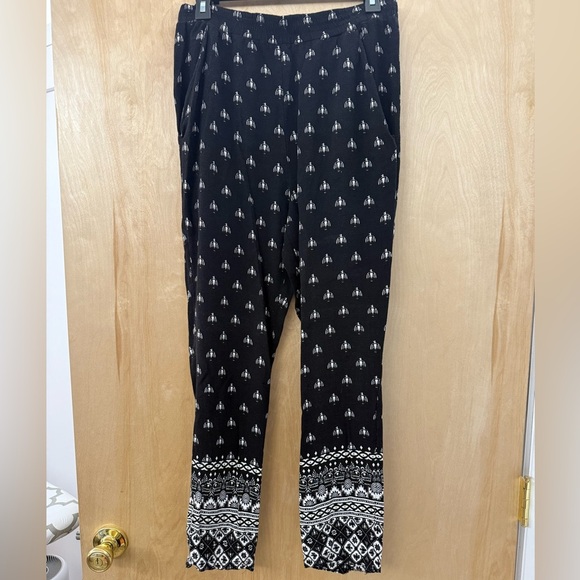 MINKPINK Black and White Soft Trousers - Picture 5 of 13